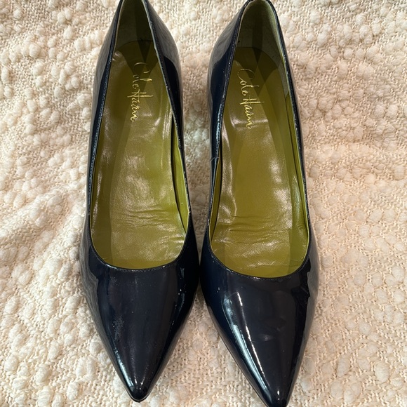 Size 11 B Cole Haan patent blue pumps. - Picture 2 of 5